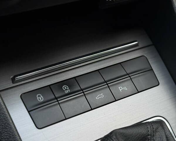Сірий Шкода Октавія, об'ємом двигуна 2 л та пробігом 210 тис. км за 14900 $, фото 71 на Automoto.ua