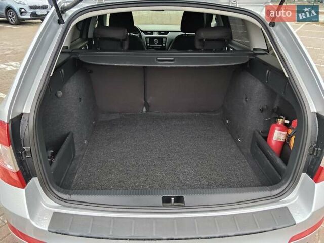 Серый Шкода Октавия, объемом двигателя 1.6 л и пробегом 288 тыс. км за 10000 $, фото 14 на Automoto.ua