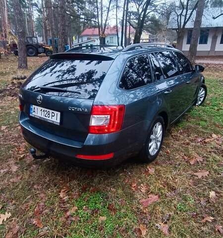 Серый Шкода Октавия, объемом двигателя 1.6 л и пробегом 324 тыс. км за 10200 $, фото 2 на Automoto.ua