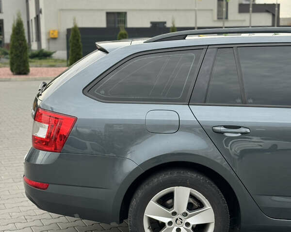 Серый Шкода Октавия, объемом двигателя 2 л и пробегом 224 тыс. км за 12900 $, фото 10 на Automoto.ua