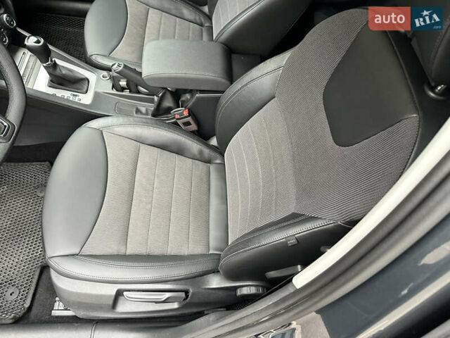 Шкода Октавія 2016 у Вінниці на Automoto.ua Сірий Шкода Октавія, об'ємом двигуна 1.6 л та пробігом 232 тис. км за 11777 $, фото 35 на Automoto.ua
