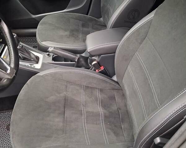 Серый Шкода Октавия, объемом двигателя 1.6 л и пробегом 270 тыс. км за 13500 $, фото 7 на Automoto.ua