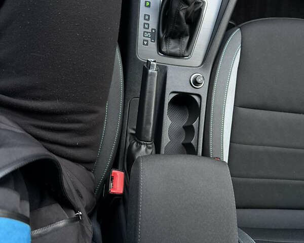 Сірий Шкода Октавія, об'ємом двигуна 2 л та пробігом 210 тис. км за 14900 $, фото 65 на Automoto.ua