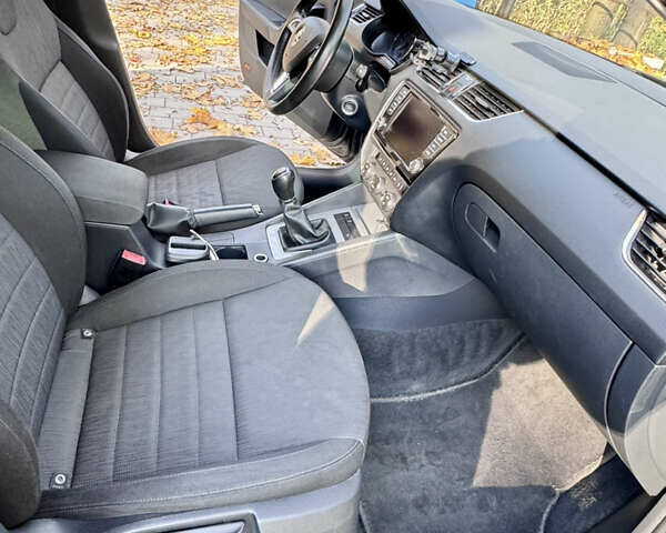 Сірий Шкода Октавія, об'ємом двигуна 1.97 л та пробігом 255 тис. км за 12700 $, фото 21 на Automoto.ua