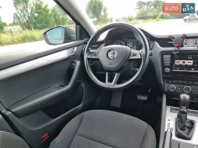 Серый Шкода Октавия, объемом двигателя 1.6 л и пробегом 169 тыс. км за 13000 $, фото 20 на Automoto.ua