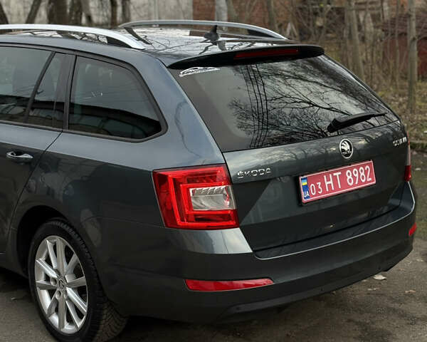 Сірий Шкода Октавія, об'ємом двигуна 2 л та пробігом 210 тис. км за 14900 $, фото 27 на Automoto.ua