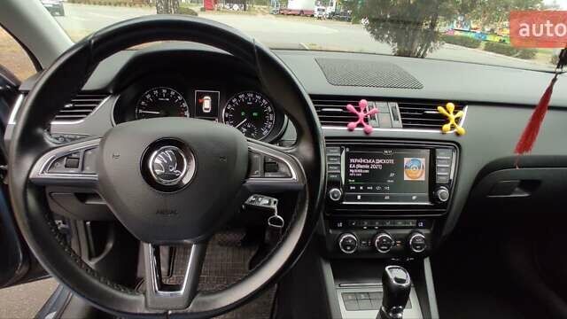 Серый Шкода Октавия, объемом двигателя 1.6 л и пробегом 275 тыс. км за 12500 $, фото 19 на Automoto.ua