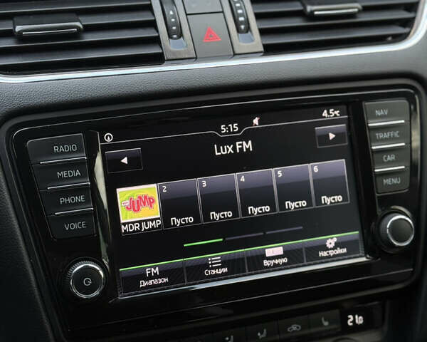 Сірий Шкода Октавія, об'ємом двигуна 2 л та пробігом 210 тис. км за 14900 $, фото 77 на Automoto.ua