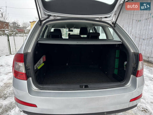 Сірий Шкода Октавія, об'ємом двигуна 1.6 л та пробігом 198 тис. км за 12000 $, фото 19 на Automoto.ua