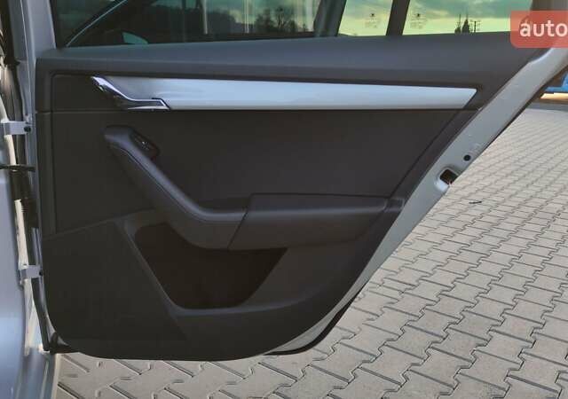 Серый Шкода Октавия, объемом двигателя 1.98 л и пробегом 284 тыс. км за 13500 $, фото 24 на Automoto.ua