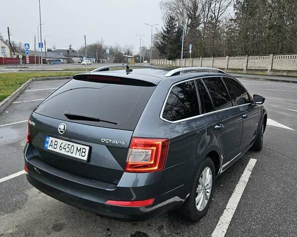 Серый Шкода Октавия, объемом двигателя 1.6 л и пробегом 232 тыс. км за 11200 $, фото 3 на Automoto.ua