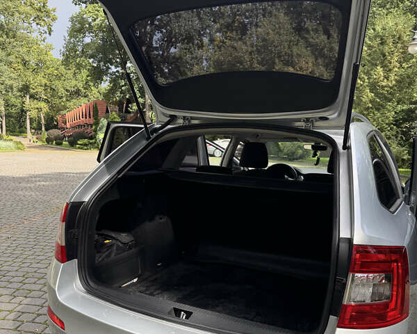 Серый Шкода Октавия, объемом двигателя 1.6 л и пробегом 241 тыс. км за 12500 $, фото 28 на Automoto.ua