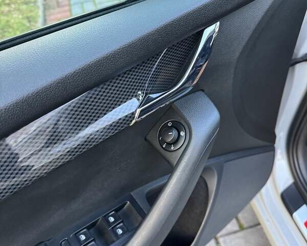 Серый Шкода Октавия, объемом двигателя 1.97 л и пробегом 260 тыс. км за 16999 $, фото 35 на Automoto.ua