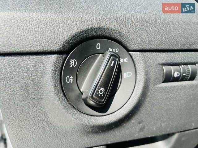 Сірий Шкода Октавія, об'ємом двигуна 1.6 л та пробігом 297 тис. км за 9000 $, фото 32 на Automoto.ua