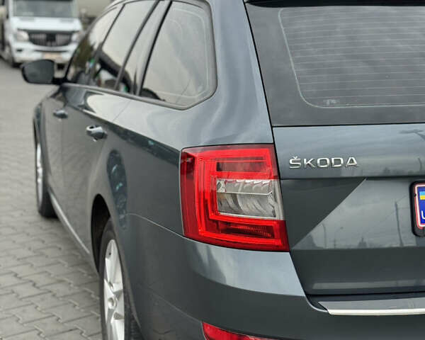 Серый Шкода Октавия, объемом двигателя 2 л и пробегом 224 тыс. км за 12900 $, фото 18 на Automoto.ua