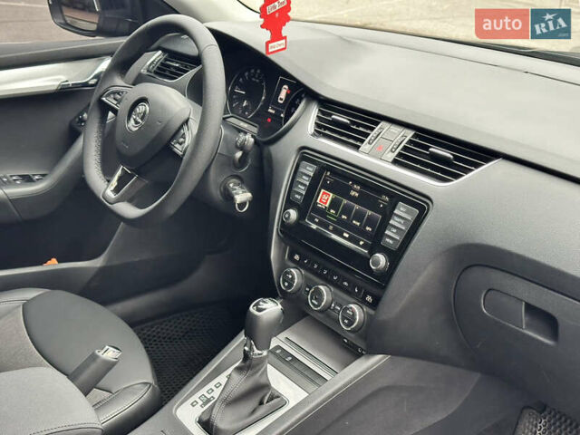 Шкода Октавія 2016 у Вінниці на Automoto.ua Сірий Шкода Октавія, об'ємом двигуна 1.6 л та пробігом 232 тис. км за 11777 $, фото 58 на Automoto.ua