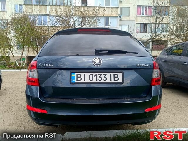 Серый Шкода Октавия, объемом двигателя 1.6 л и пробегом 306 тыс. км за 12500 $, фото 2 на Automoto.ua