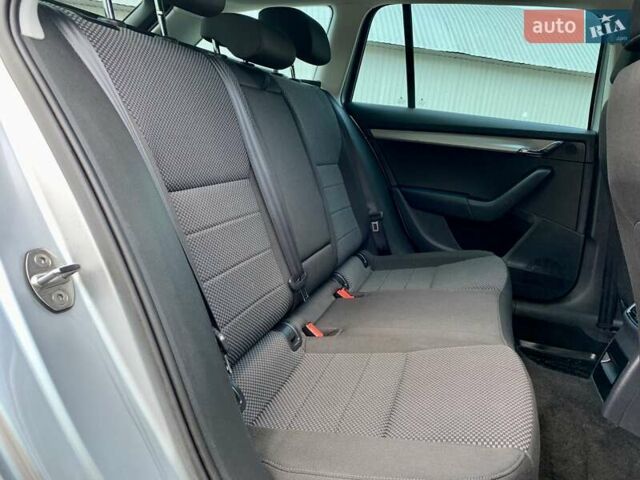 Сірий Шкода Октавія, об'ємом двигуна 1.6 л та пробігом 291 тис. км за 12400 $, фото 24 на Automoto.ua