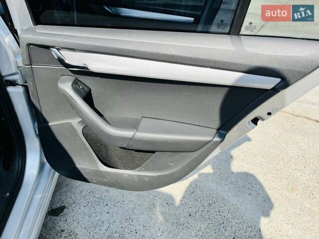 Сірий Шкода Октавія, об'ємом двигуна 1.6 л та пробігом 297 тис. км за 9000 $, фото 22 на Automoto.ua