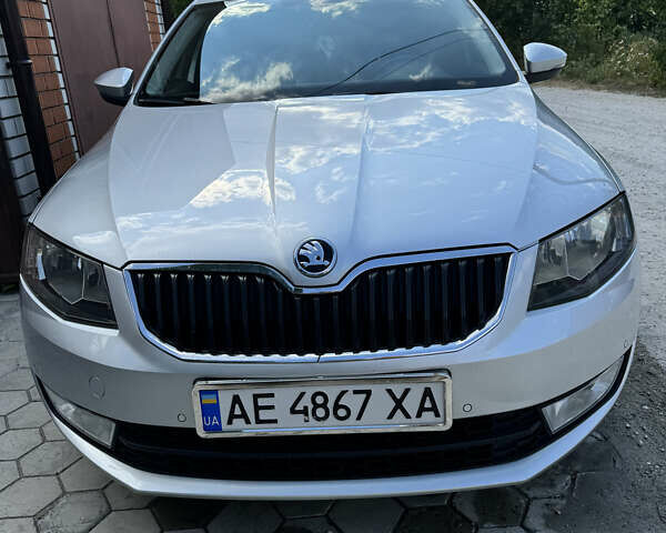 Сірий Шкода Октавія, об'ємом двигуна 1.6 л та пробігом 270 тис. км за 10700 $, фото 5 на Automoto.ua