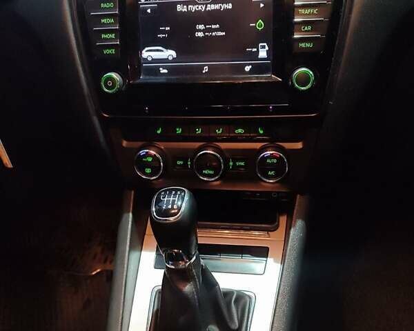 Серый Шкода Октавия, объемом двигателя 1.97 л и пробегом 313 тыс. км за 11700 $, фото 15 на Automoto.ua