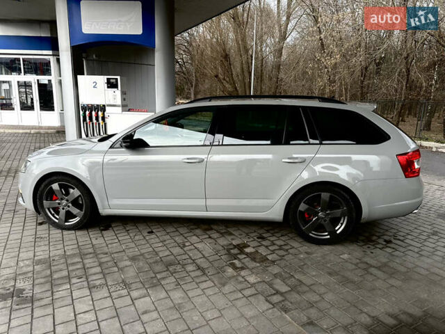 Серый Шкода Октавия, объемом двигателя 1.97 л и пробегом 220 тыс. км за 15900 $, фото 5 на Automoto.ua