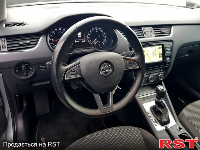 Сірий Шкода Октавія, об'ємом двигуна 1.6 л та пробігом 263 тис. км за 9999 $, фото 5 на Automoto.ua