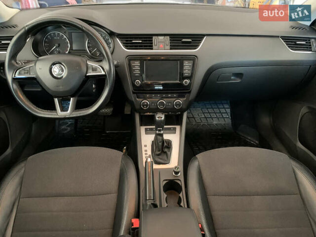 Серый Шкода Октавия, объемом двигателя 1.6 л и пробегом 237 тыс. км за 11800 $, фото 26 на Automoto.ua