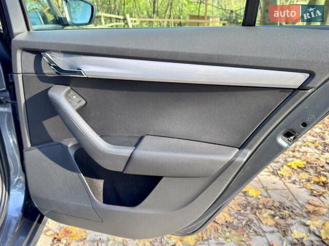 Сірий Шкода Октавія, об'ємом двигуна 1.97 л та пробігом 255 тис. км за 12700 $, фото 19 на Automoto.ua