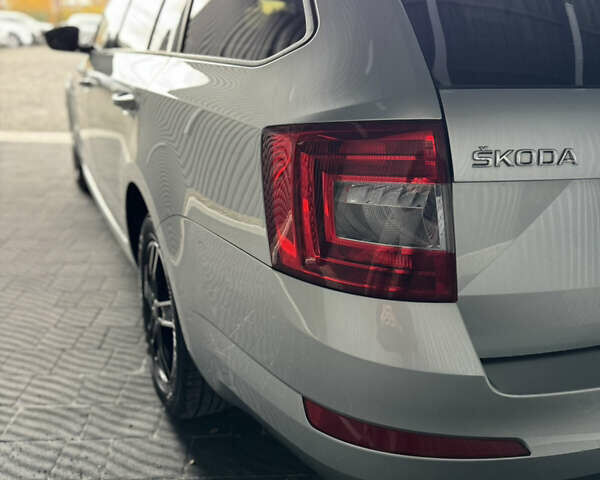 Серый Шкода Октавия, объемом двигателя 1.6 л и пробегом 271 тыс. км за 9799 $, фото 11 на Automoto.ua