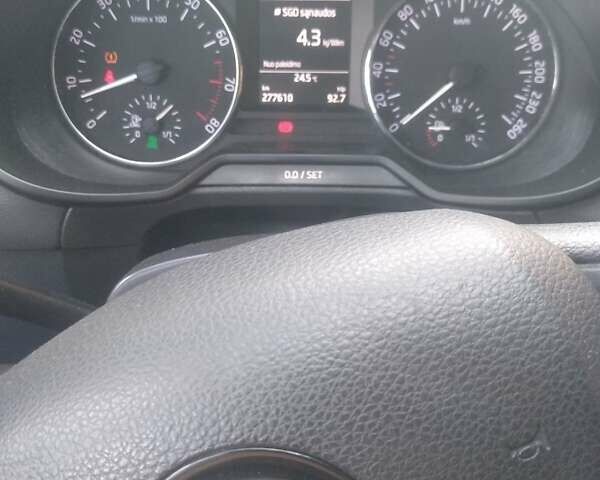 Сірий Шкода Октавія, об'ємом двигуна 1.4 л та пробігом 290 тис. км за 9870 $, фото 1 на Automoto.ua