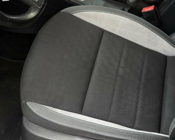 Сірий Шкода Октавія, об'ємом двигуна 2 л та пробігом 210 тис. км за 14900 $, фото 50 на Automoto.ua