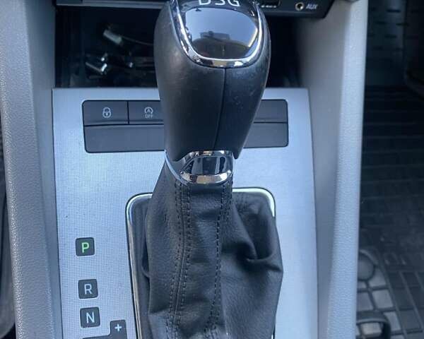 Серый Шкода Октавия, объемом двигателя 1.6 л и пробегом 221 тыс. км за 13000 $, фото 13 на Automoto.ua