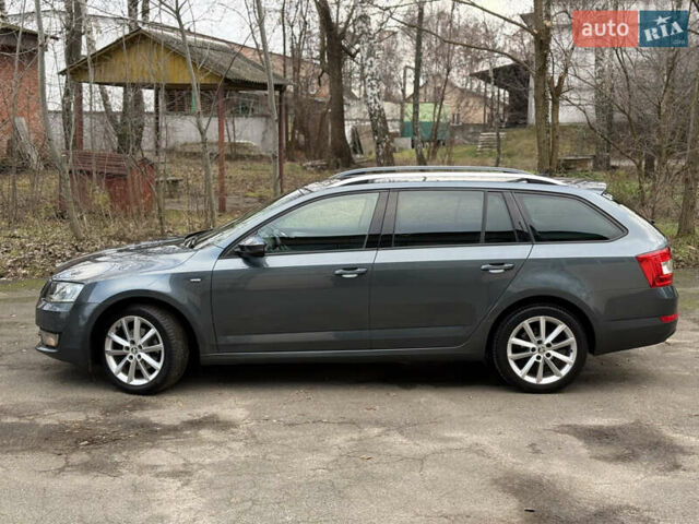 Сірий Шкода Октавія, об'ємом двигуна 2 л та пробігом 210 тис. км за 14900 $, фото 1 на Automoto.ua