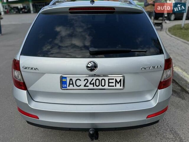 Серый Шкода Октавия, объемом двигателя 1.97 л и пробегом 206 тыс. км за 11500 $, фото 4 на Automoto.ua