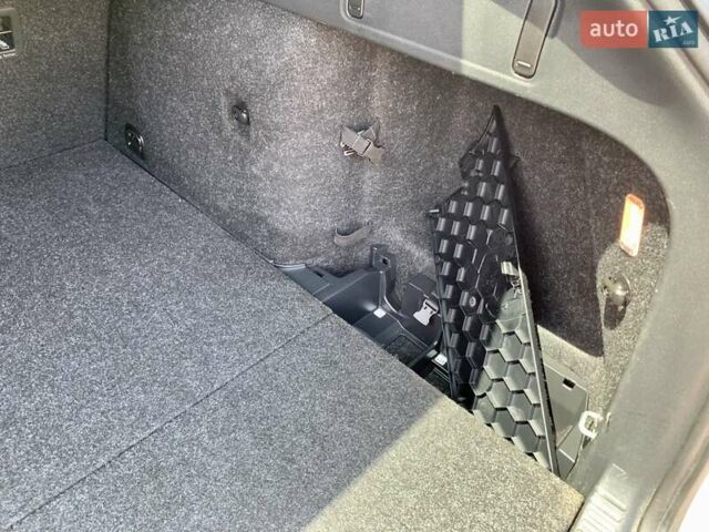 Сірий Шкода Октавія, об'ємом двигуна 1.6 л та пробігом 291 тис. км за 12400 $, фото 33 на Automoto.ua