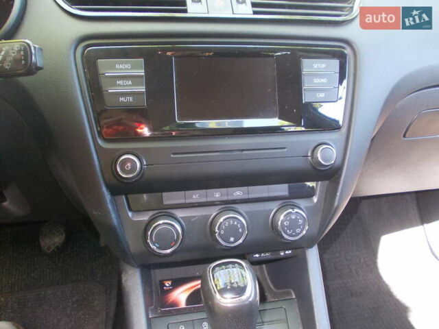 Сірий Шкода Октавія, об'ємом двигуна 1.4 л та пробігом 290 тис. км за 9870 $, фото 5 на Automoto.ua