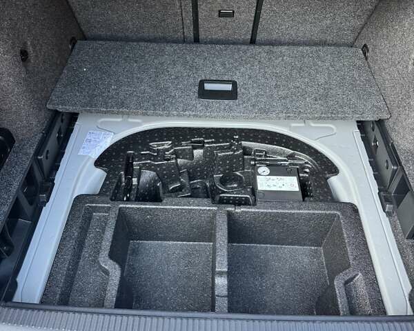 Серый Шкода Октавия, объемом двигателя 1.97 л и пробегом 260 тыс. км за 16999 $, фото 70 на Automoto.ua