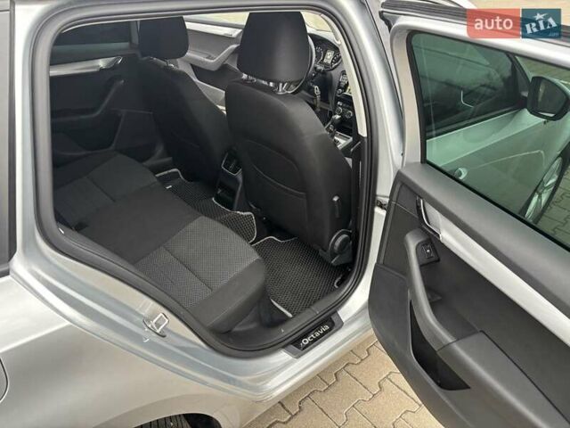 Серый Шкода Октавия, объемом двигателя 2 л и пробегом 315 тыс. км за 12800 $, фото 11 на Automoto.ua