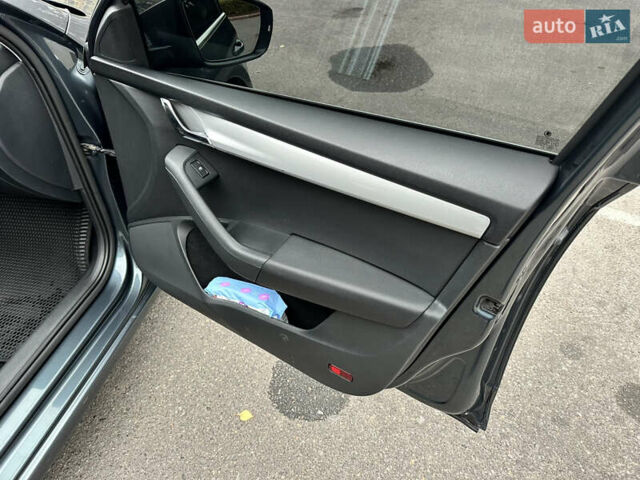 Шкода Октавія 2016 у Вінниці на Automoto.ua Сірий Шкода Октавія, об'ємом двигуна 1.6 л та пробігом 232 тис. км за 11777 $, фото 57 на Automoto.ua