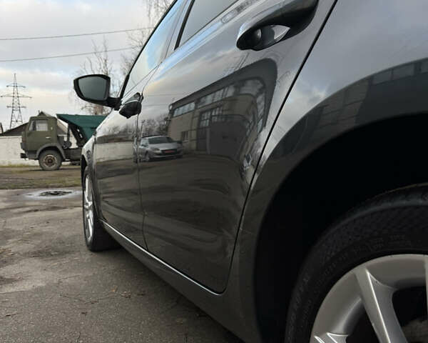 Сірий Шкода Октавія, об'ємом двигуна 2 л та пробігом 210 тис. км за 14900 $, фото 138 на Automoto.ua