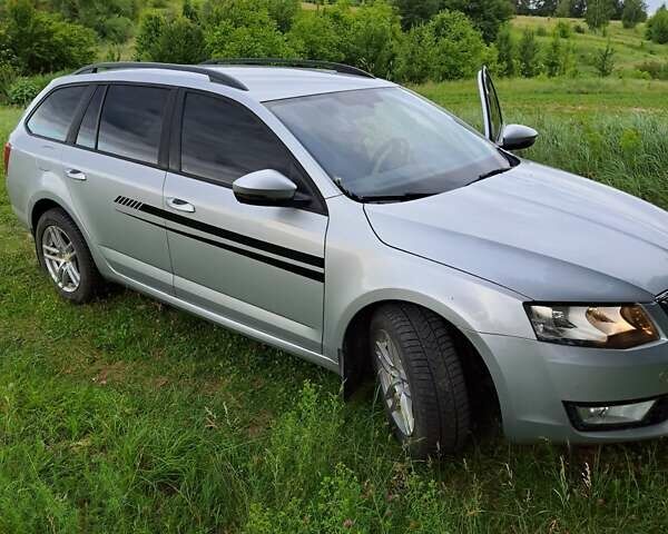 Серый Шкода Октавия, объемом двигателя 1.6 л и пробегом 308 тыс. км за 9999 $, фото 6 на Automoto.ua