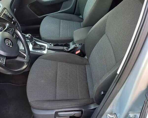 Сірий Шкода Октавія, об'ємом двигуна 1.6 л та пробігом 254 тис. км за 10950 $, фото 23 на Automoto.ua