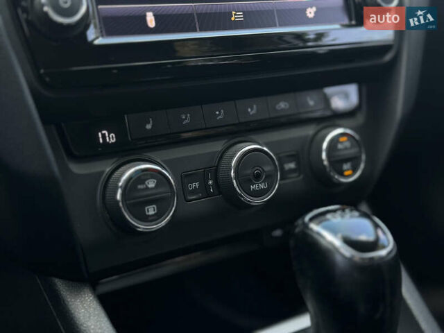 Серый Шкода Октавия, объемом двигателя 1.6 л и пробегом 266 тыс. км за 11600 $, фото 63 на Automoto.ua