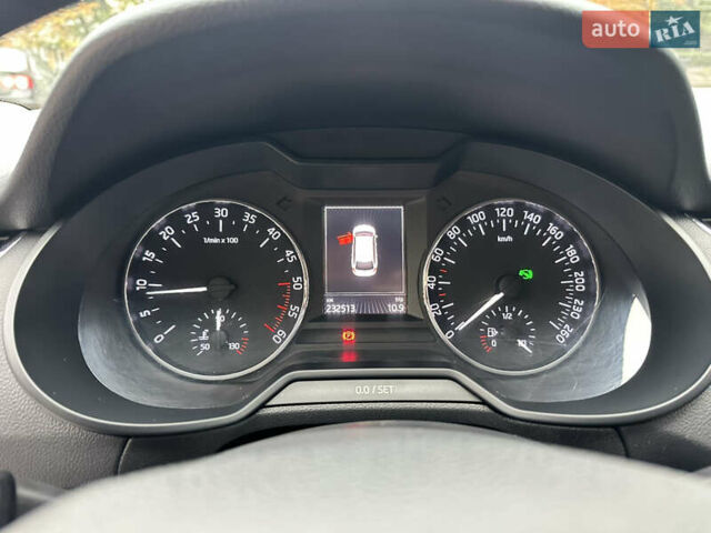 Сірий Шкода Октавія, об'ємом двигуна 1.6 л та пробігом 232 тис. км за 12400 $, фото 49 на Automoto.ua