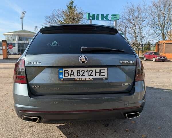 Шкода Октавія 2016 у Александрие на Automoto.ua Сірий Шкода Октавія, об'ємом двигуна 1.97 л та пробігом 212 тис. км за 16900 $, фото 4 на Automoto.ua