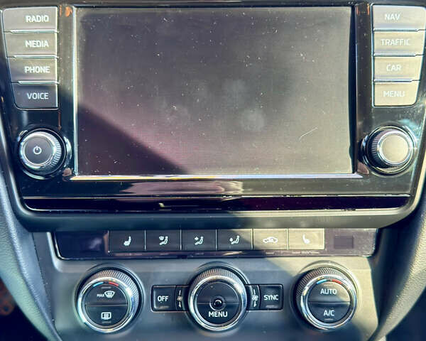 Сірий Шкода Октавія, об'ємом двигуна 1.97 л та пробігом 255 тис. км за 12700 $, фото 29 на Automoto.ua