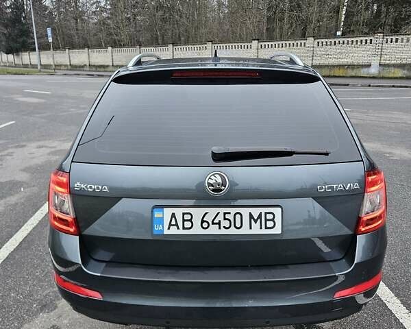 Серый Шкода Октавия, объемом двигателя 1.6 л и пробегом 232 тыс. км за 11200 $, фото 6 на Automoto.ua