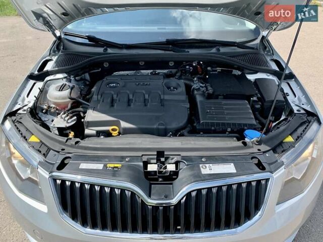 Сірий Шкода Октавія, об'ємом двигуна 1.6 л та пробігом 291 тис. км за 12400 $, фото 9 на Automoto.ua