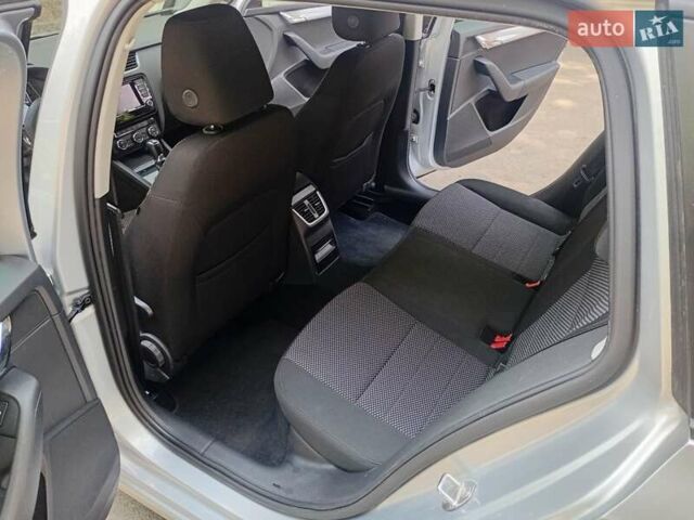 Серый Шкода Октавия, объемом двигателя 1.8 л и пробегом 200 тыс. км за 10700 $, фото 9 на Automoto.ua